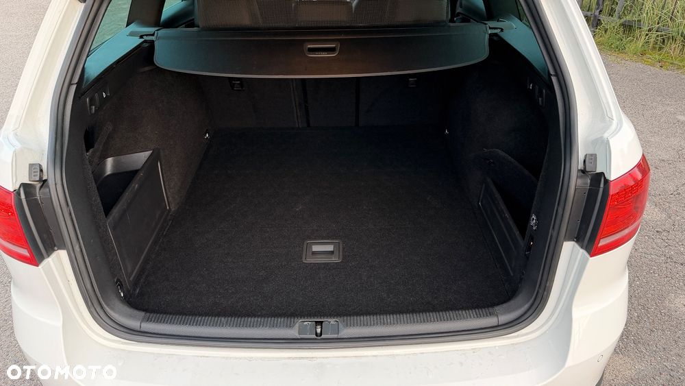 Volkswagen Passat Alltrack - 23