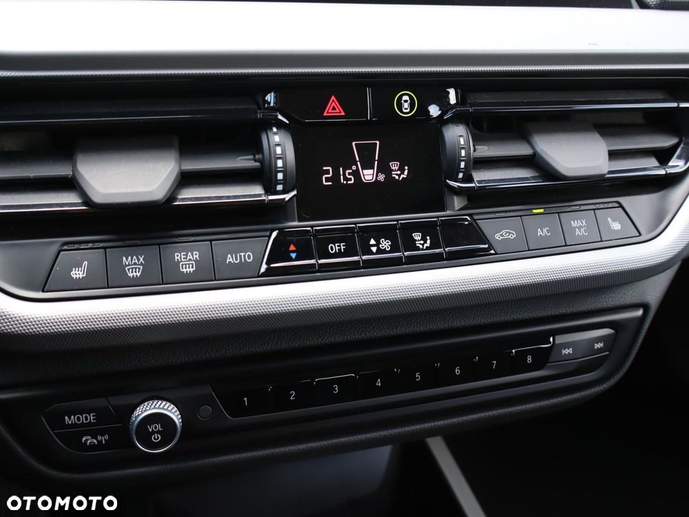 BMW Seria 1 118i Advantage - 13
