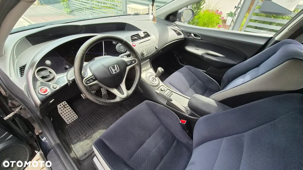 Honda Civic - 10