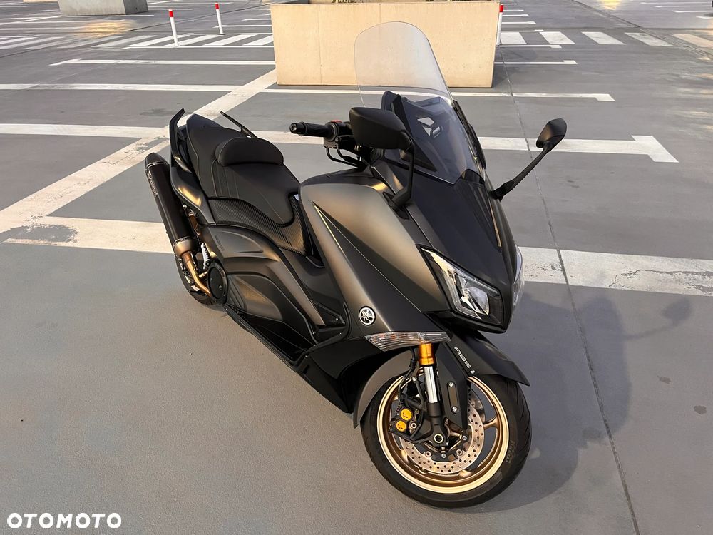 Yamaha Tmax - 18