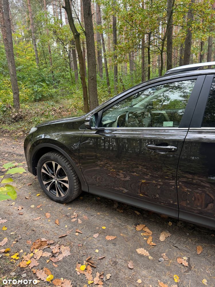 Toyota RAV4 - 4