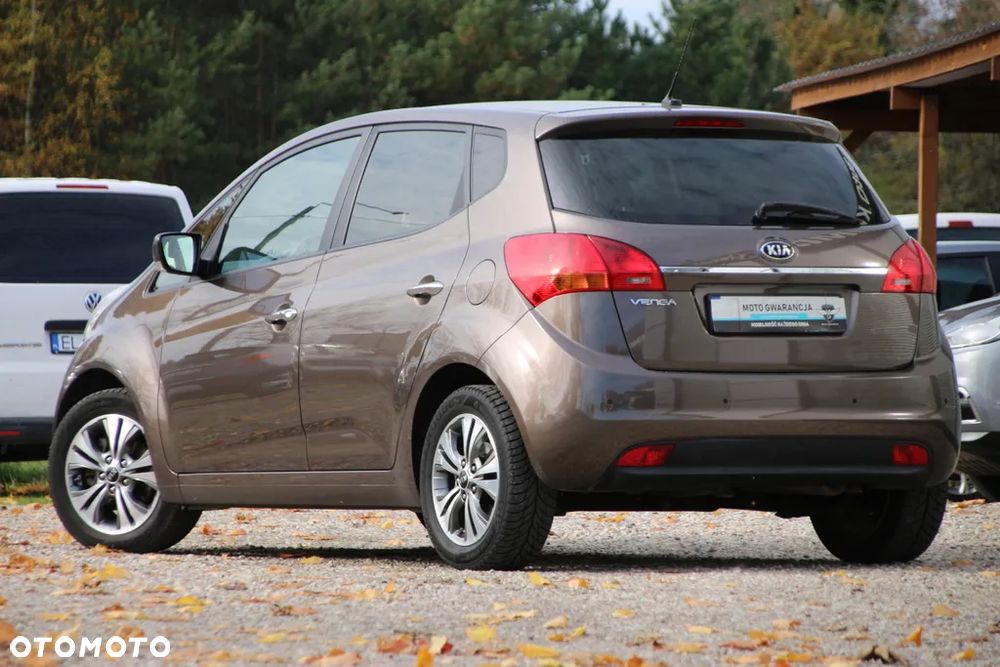 Kia Venga 1.4 CVVT Attract - 13