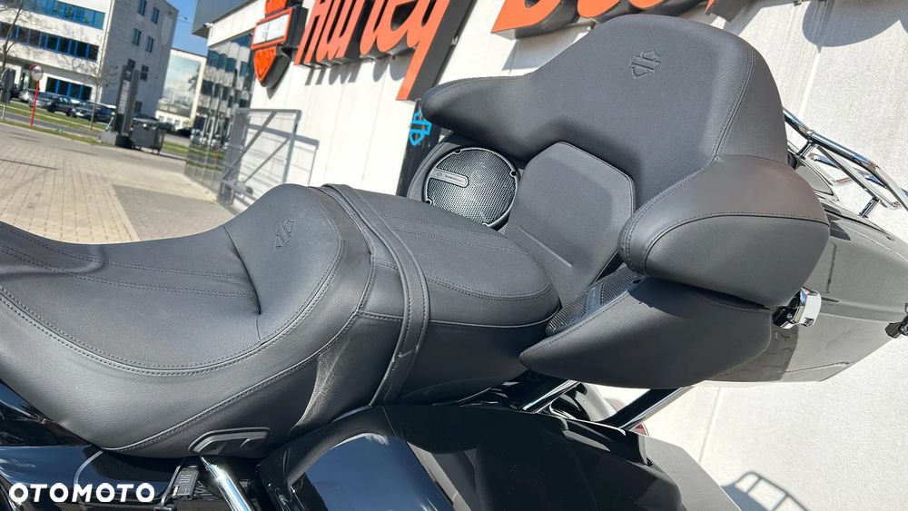 Harley-Davidson Touring Street Glide - 10