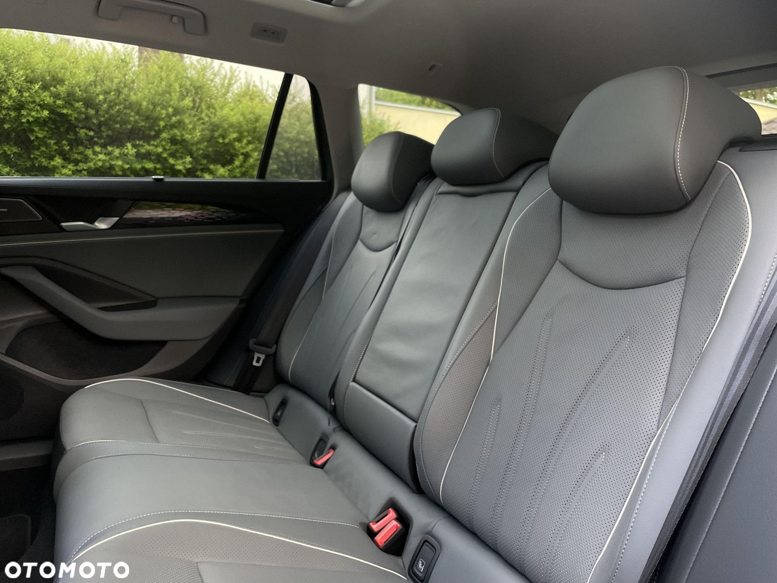Volkswagen Passat 2.0 TDI EVO Elegance DSG - 18