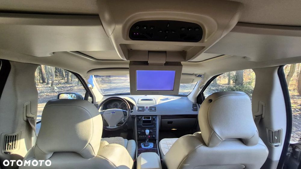 Volvo XC 90 2.9 T6 - 12