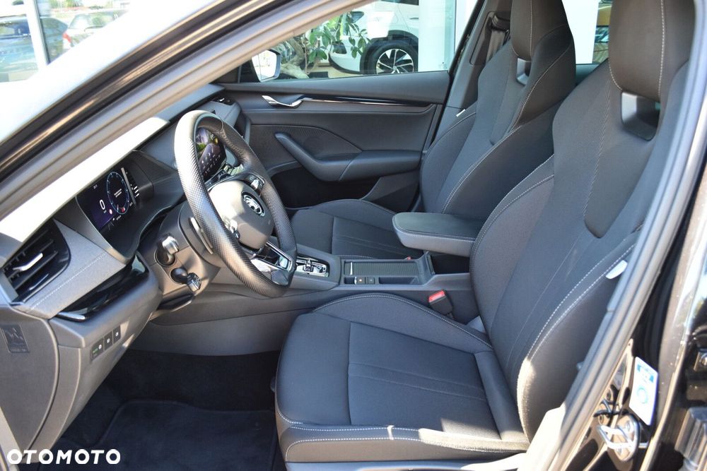 Skoda Octavia 2.0 TDI 4x4 Sportline DSG - 31