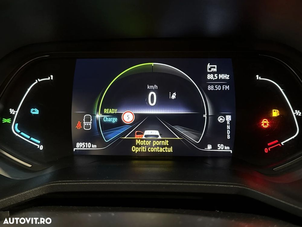 Renault Clio - 11