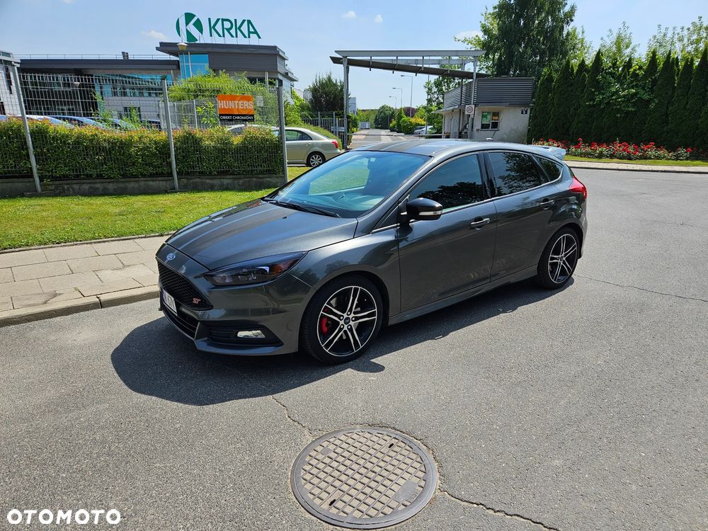 Ford Focus 2.0 EcoBoost ST-2 - 10