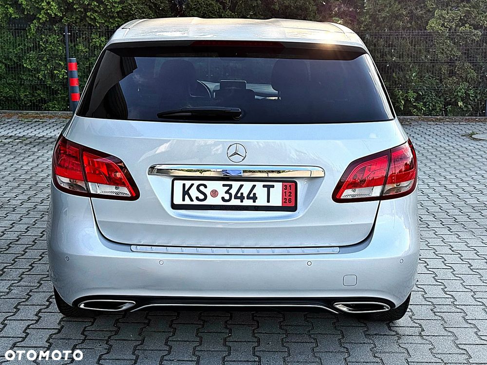 Mercedes-Benz Klasa B 180 AMG Line - 8