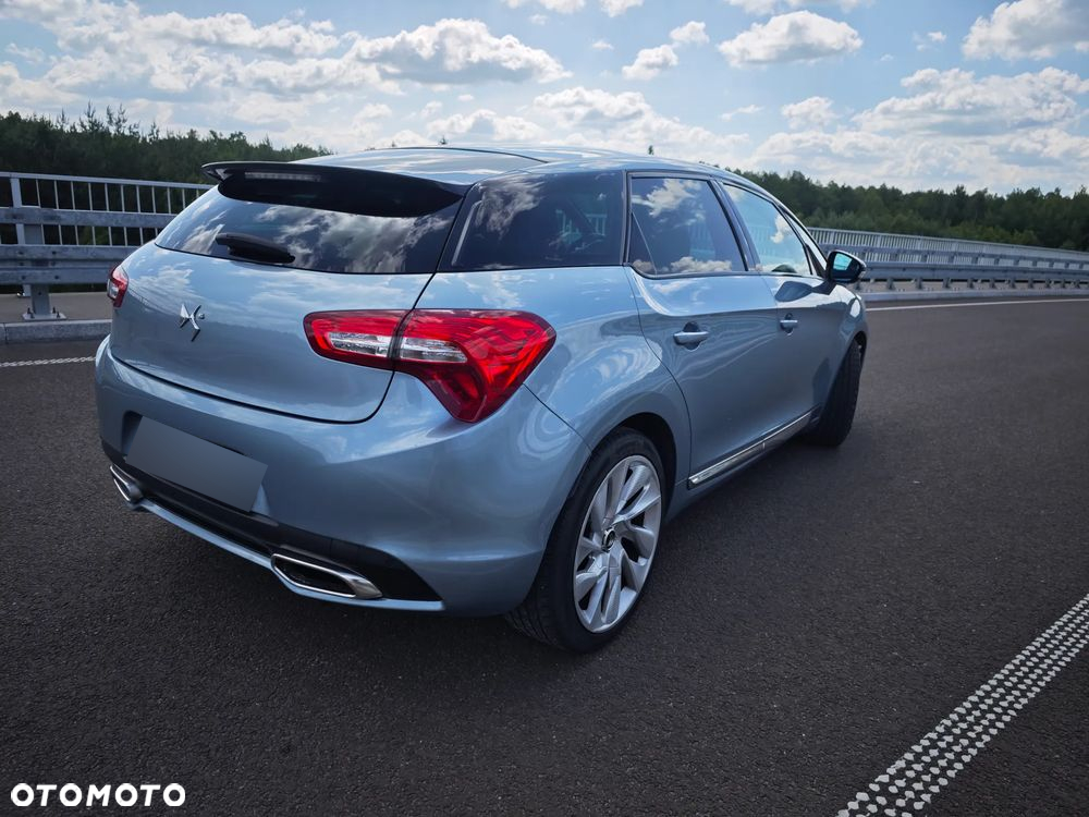 Citroën DS5 2.0 HDi SportChic - 4
