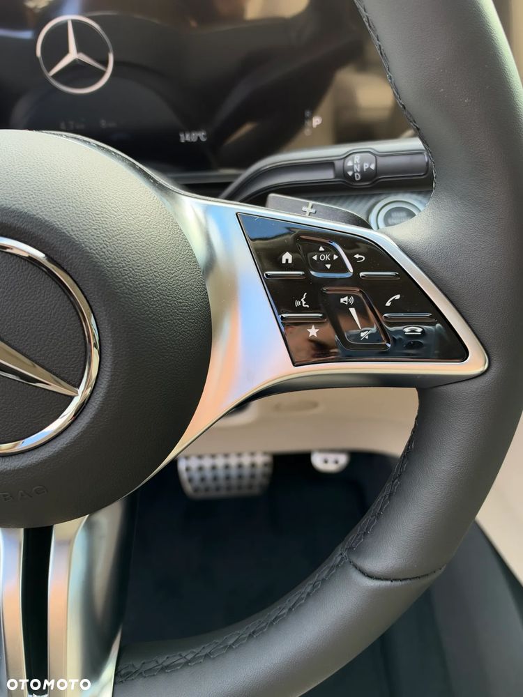 Mercedes-Benz Klasa V 300 d 4-Matic 9G-Tronic Exclusive (długi) - 16