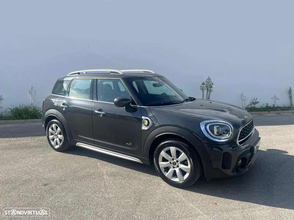 MINI Countryman Cooper SE ALL4 Auto - 1