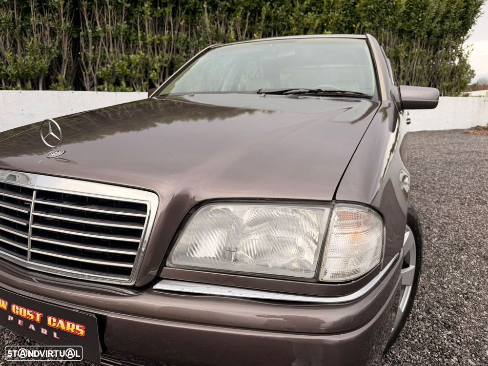 Mercedes-Benz C 250 D Sport - 16