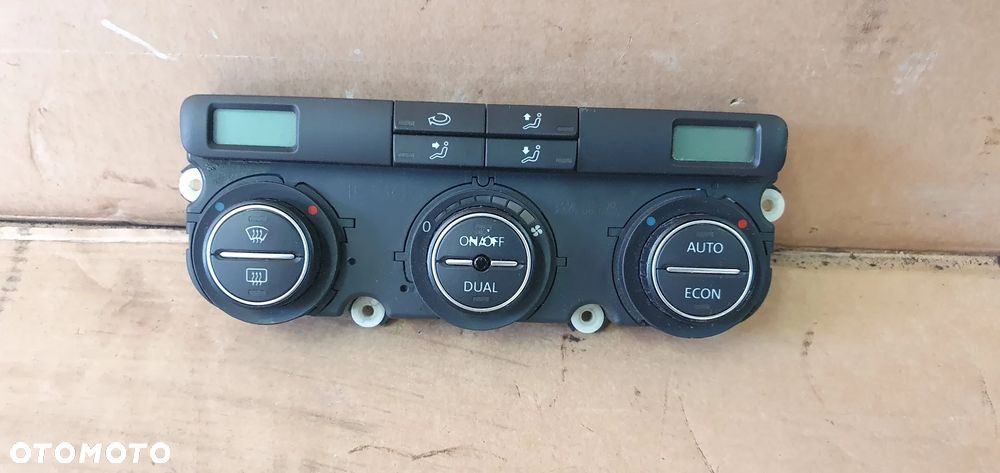Panel nawiewu klimatyzacji klimy VW Passat B6 - 1