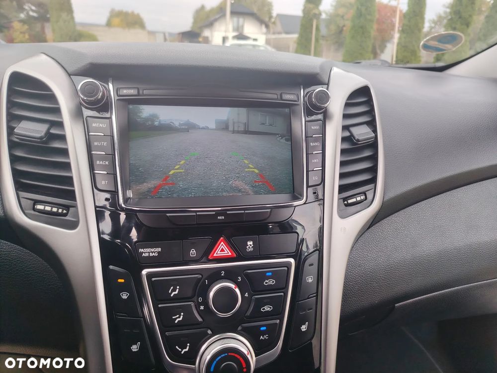Hyundai i30 - 15