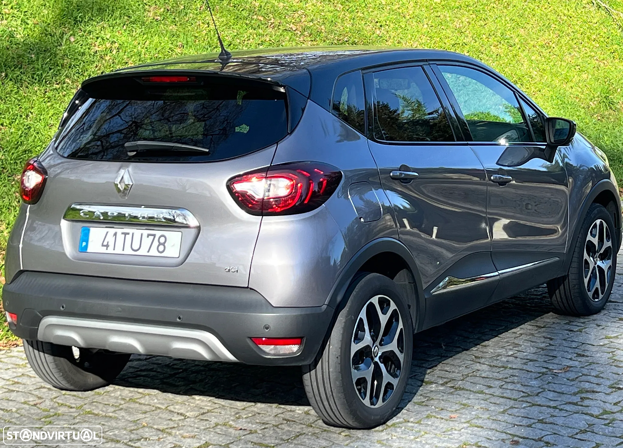 Renault Captur 1.5 dCi Exclusive - 2