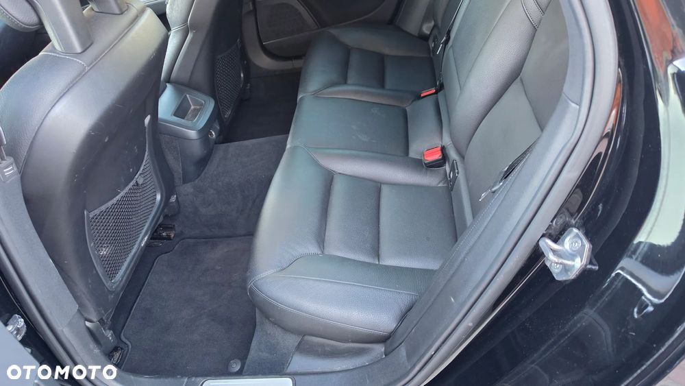 Volvo V90 D4 Geartronic Momentum - 11