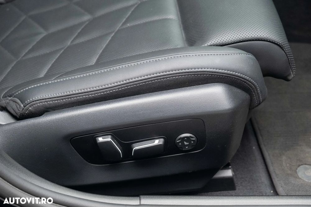 BMW Seria 5 520d xDrive Aut. - 34