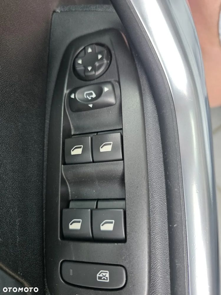 Peugeot 2008 PureTech 110 Stop&Start Crossway - 21
