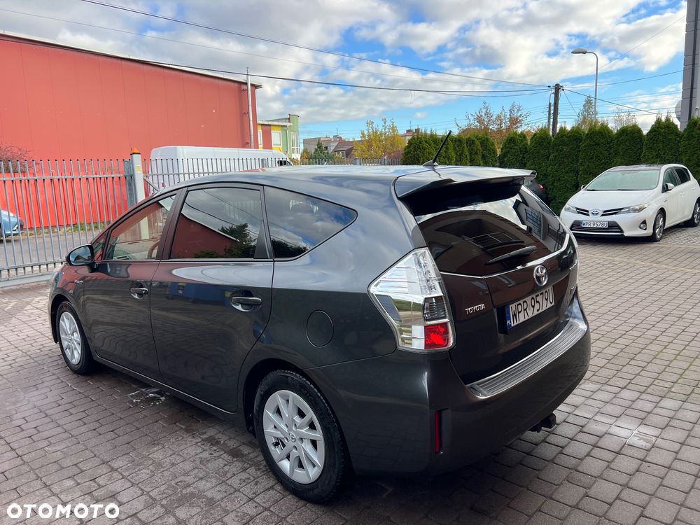 Toyota Prius+ (Hybrid) Comfort - 4