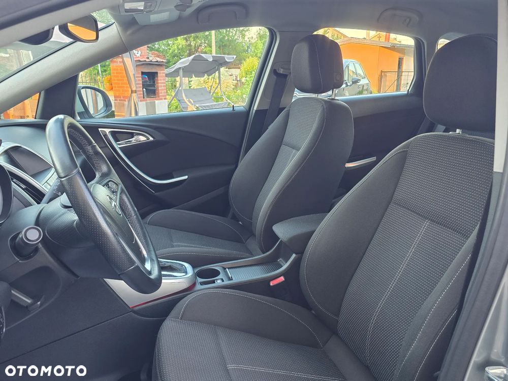 Opel Astra 2.0 CDTI Cosmo - 27