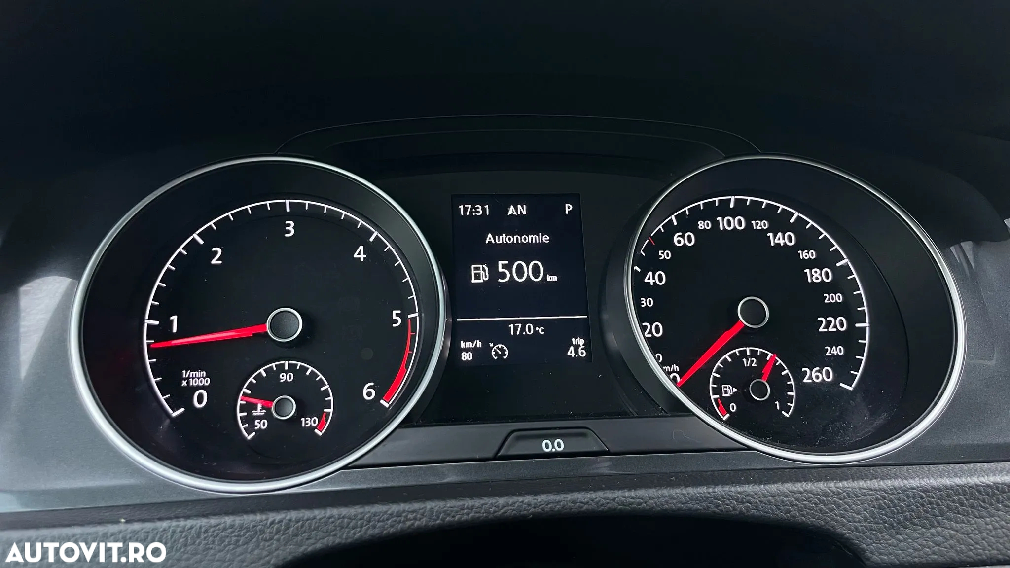 Volkswagen Golf - 12