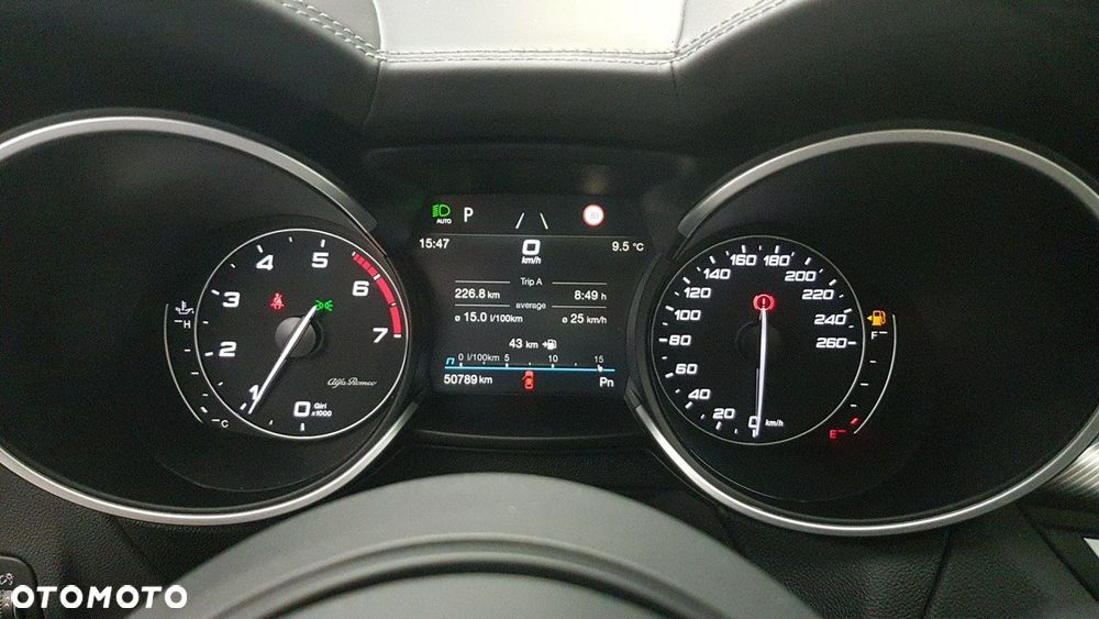 Alfa Romeo Stelvio - 21