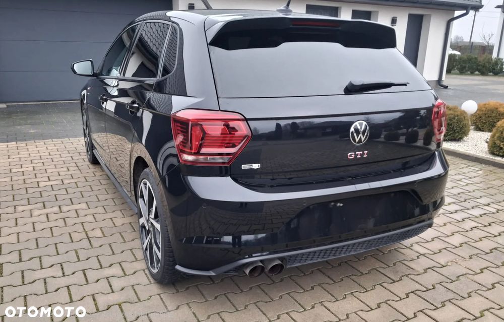 Volkswagen Polo 2.0 TSI DSG GTI - 5
