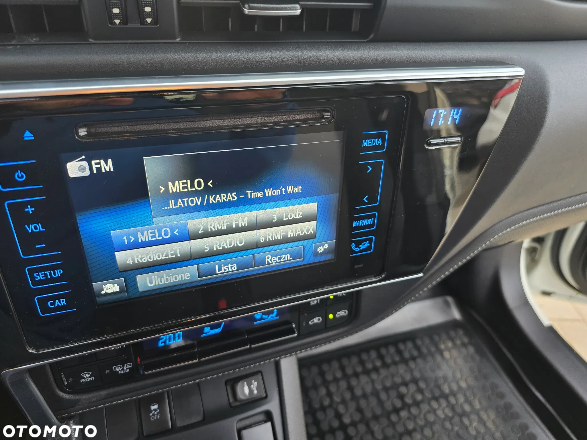 Toyota Auris - 26