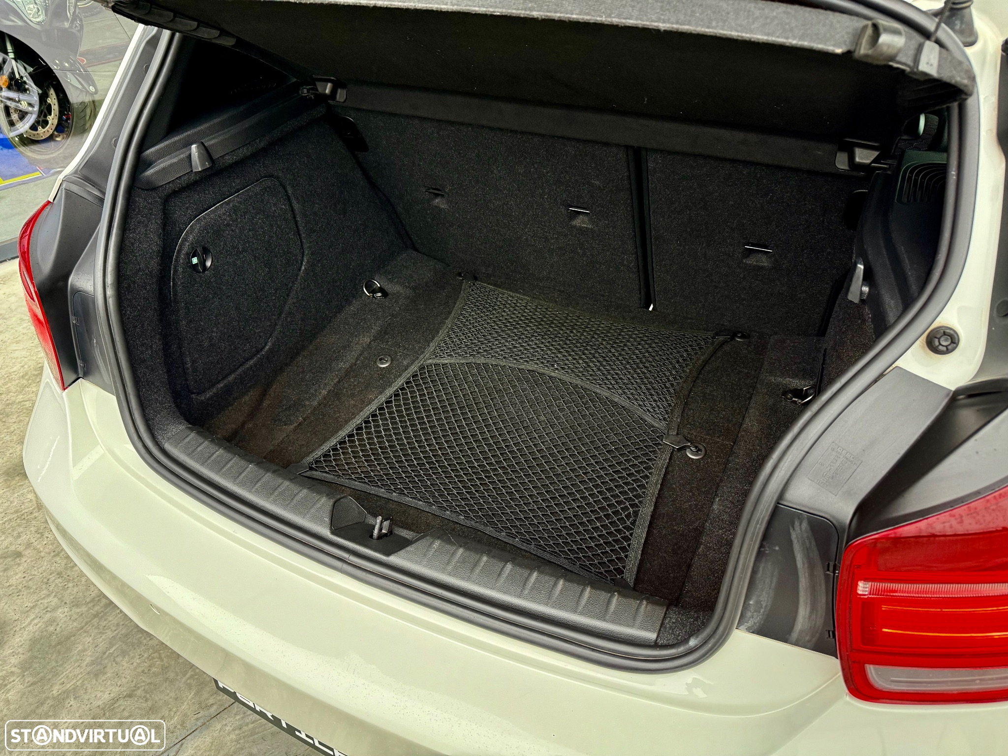 BMW 114 d Pack M - 16
