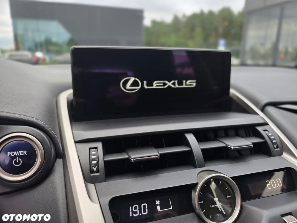 Lexus NX 300h Elegance AWD - 21