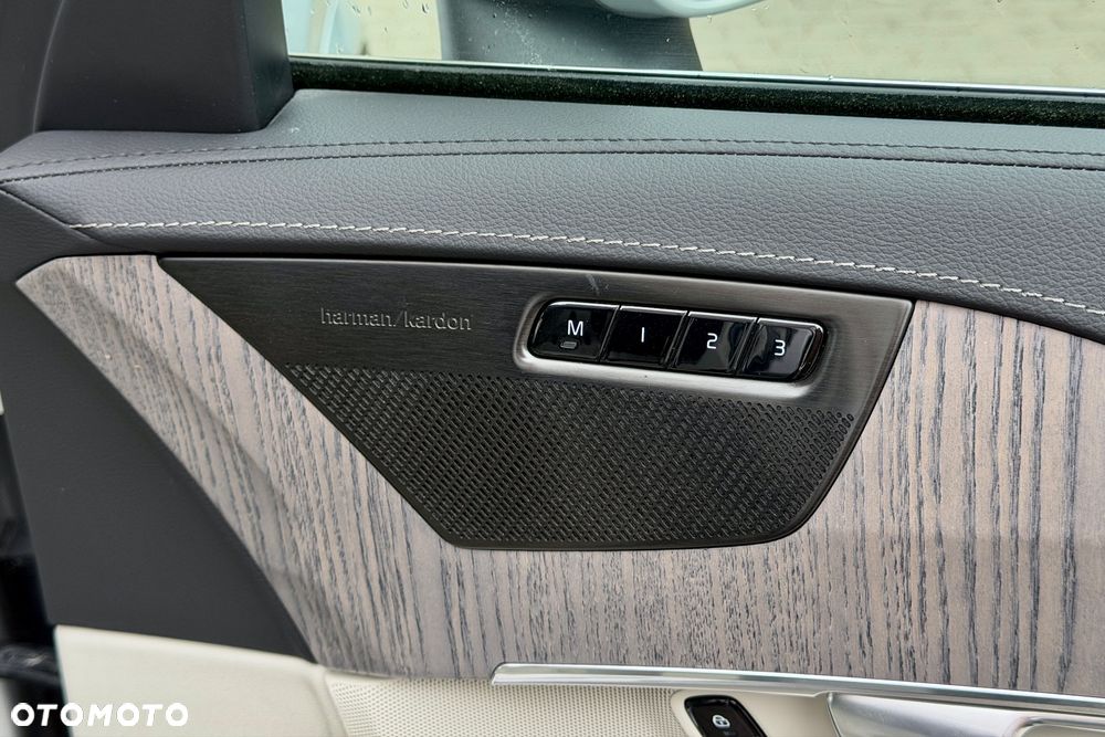 Volvo XC 90 B5 D AWD Plus Bright - 12