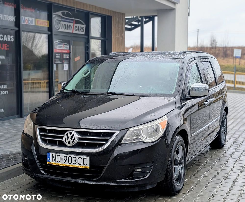 Volkswagen Routan - 13