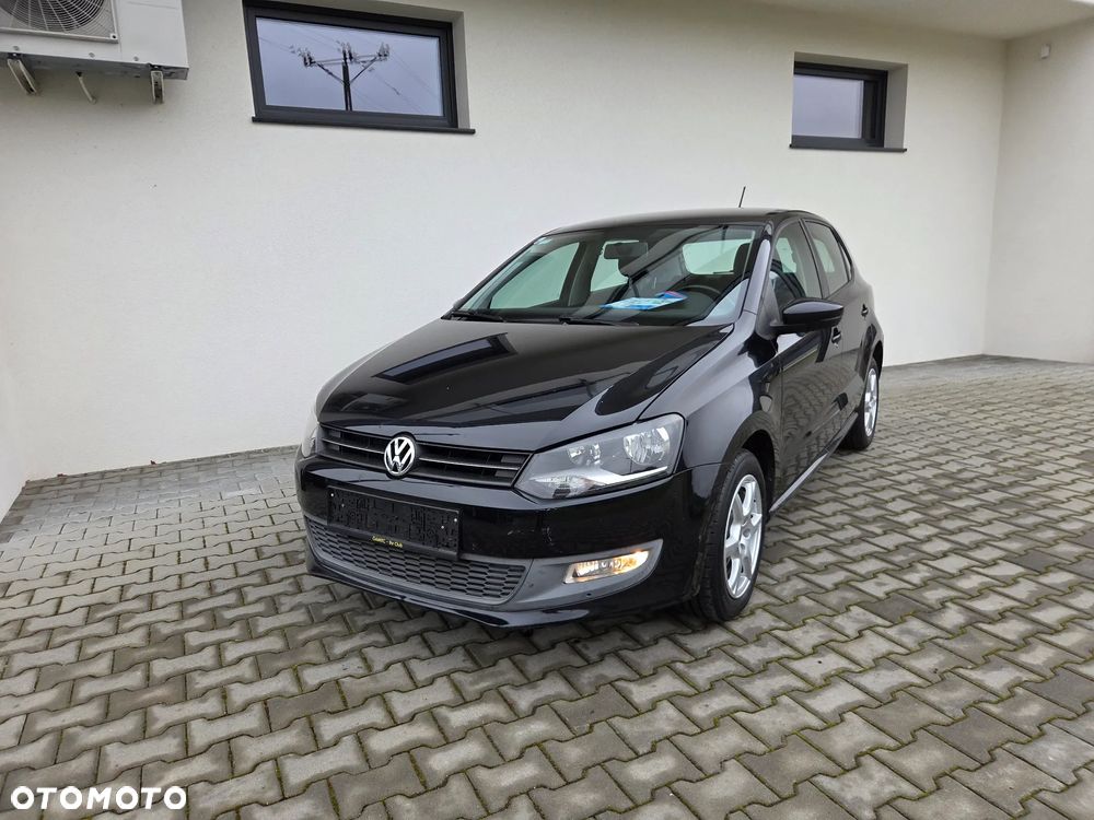 Volkswagen Polo - 2