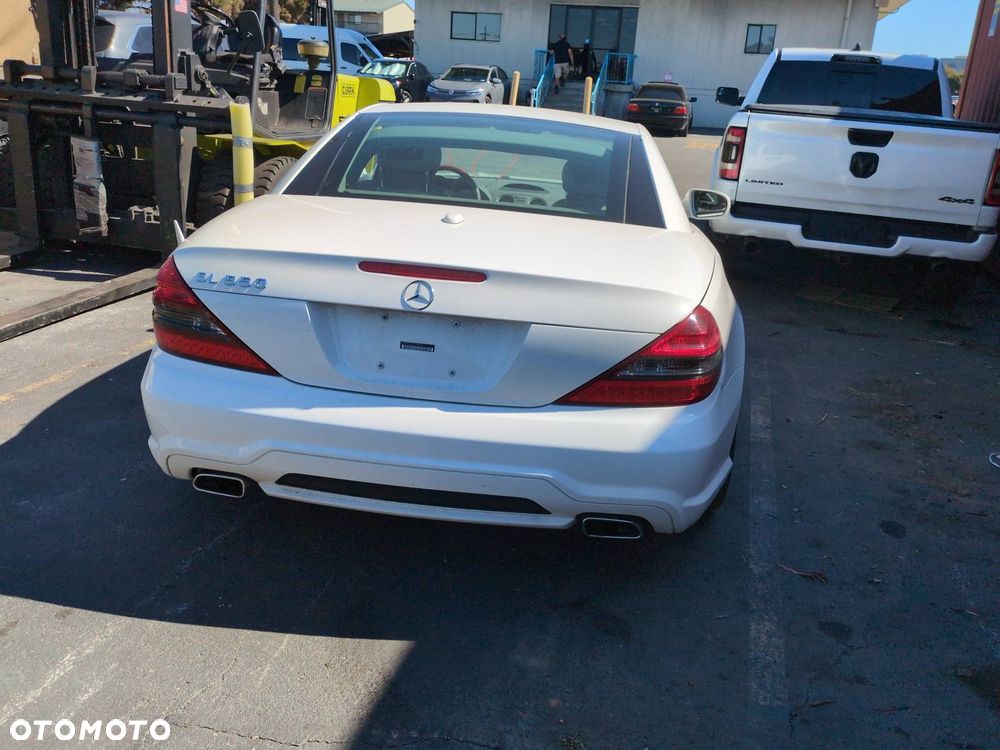 Mercedes-Benz SL 500 - 30
