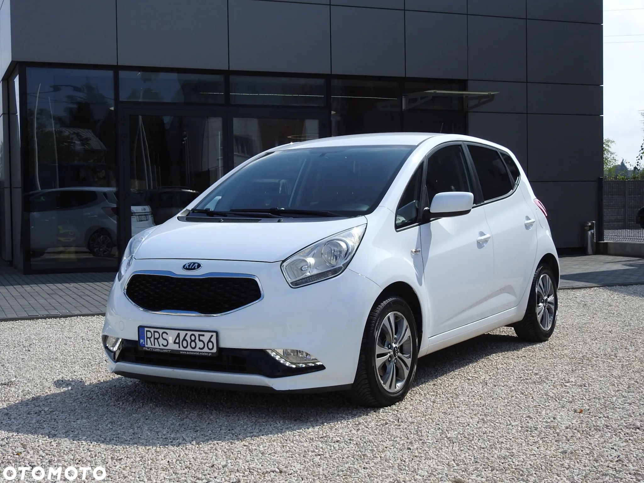 Kia Venga 1.4 CRDi 90 Business Line - 1