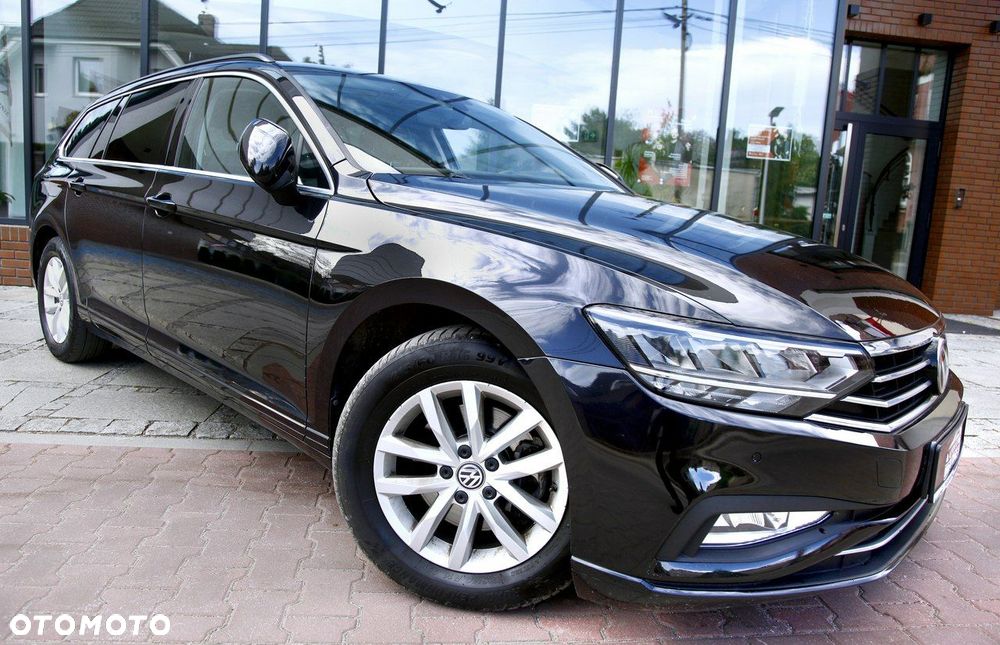 Volkswagen Passat - 22