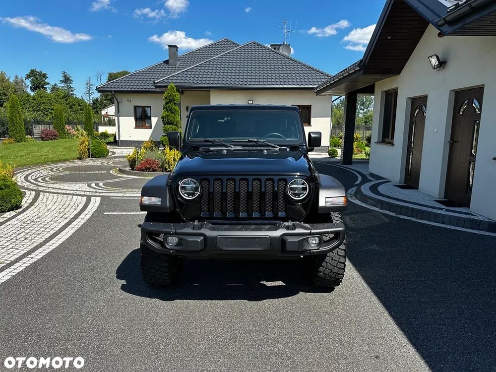 Jeep Wrangler - 1