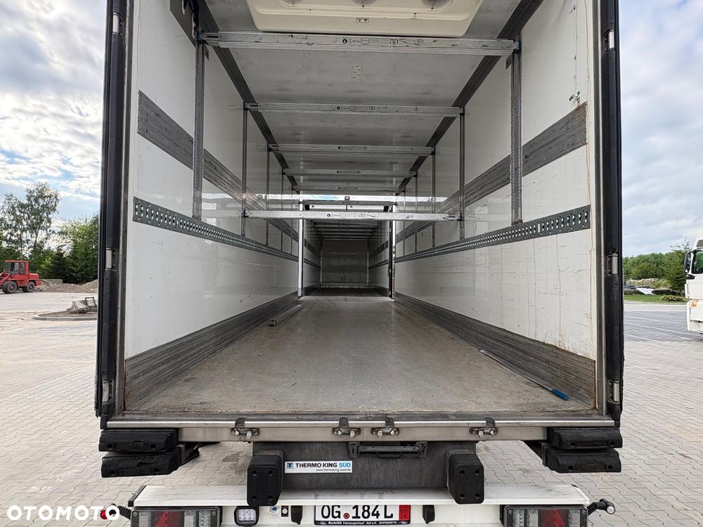 Mercedes-Benz Actros - 15