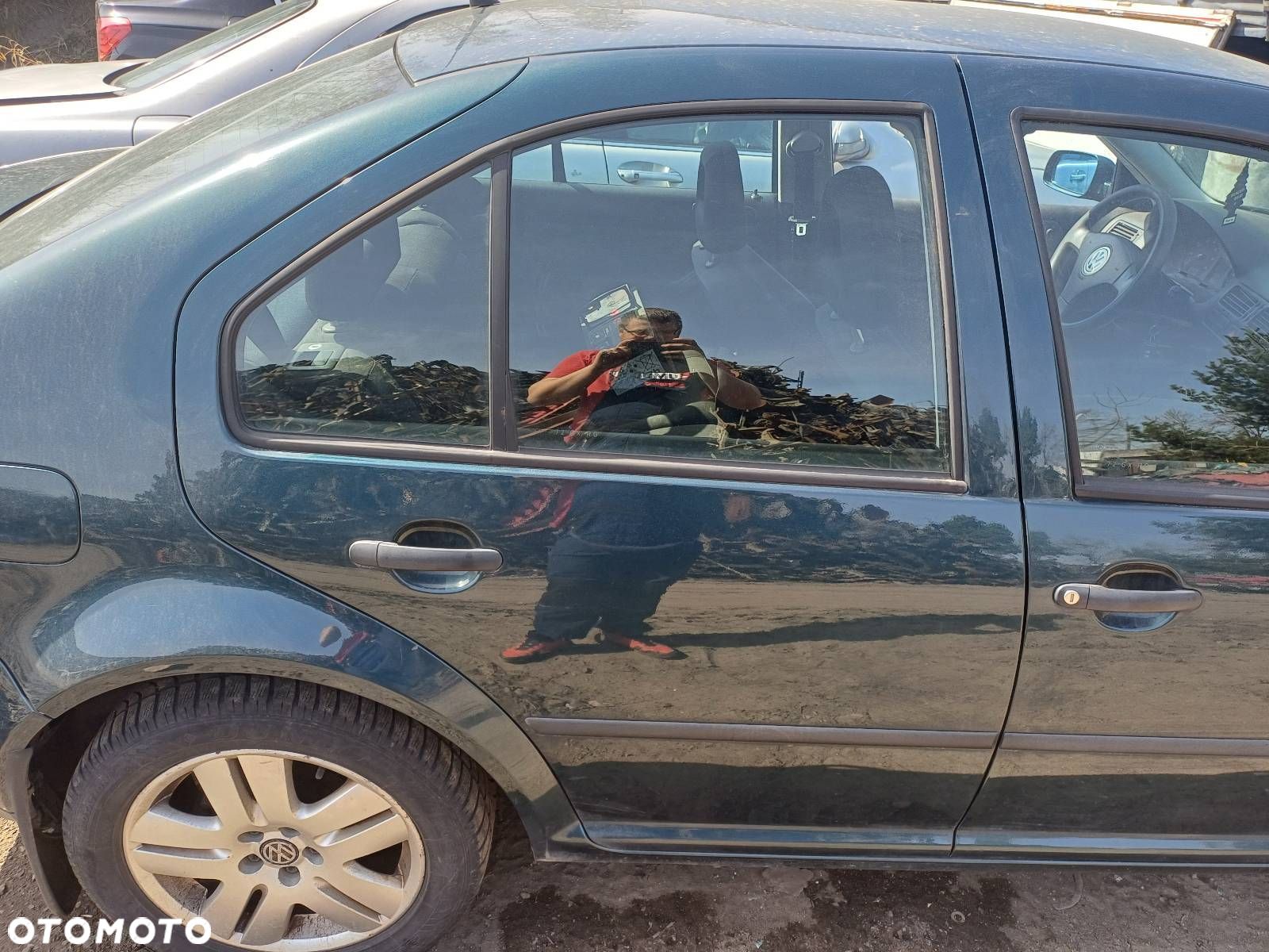 DRZWI KOMPLETNE PRAWY TYŁ VOLKSWAGEN BORA I - 1
