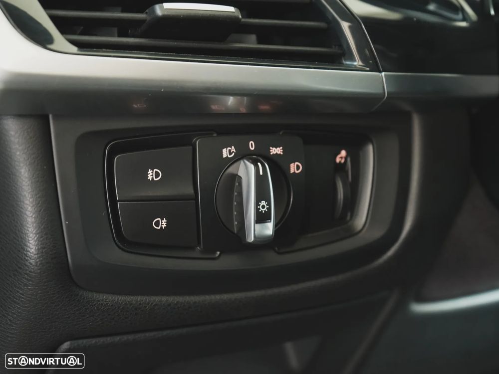 BMW X5 40 d xDrive Pack M 157g - 25