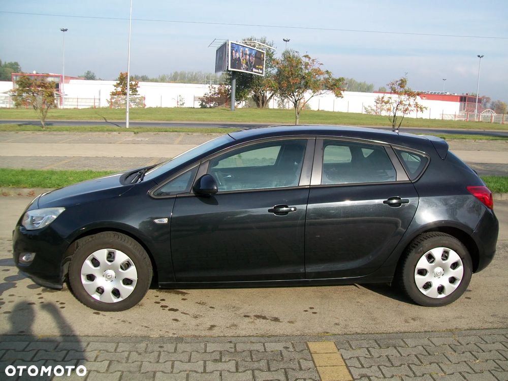 Opel Astra - 9