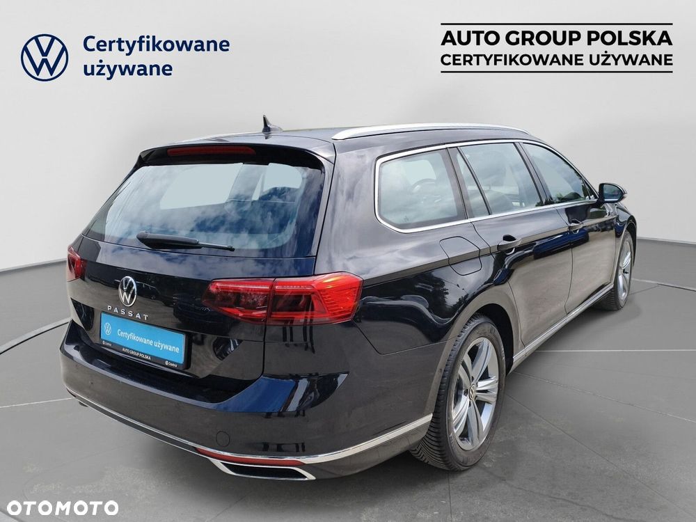 Volkswagen Passat Variant 2.0 TSI Elegance DSG - 16