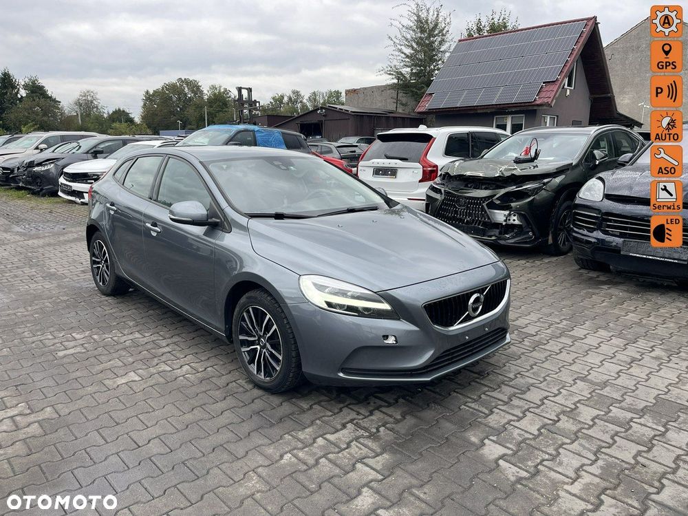 Volvo V40 D2 Geartronic Momentum - 1