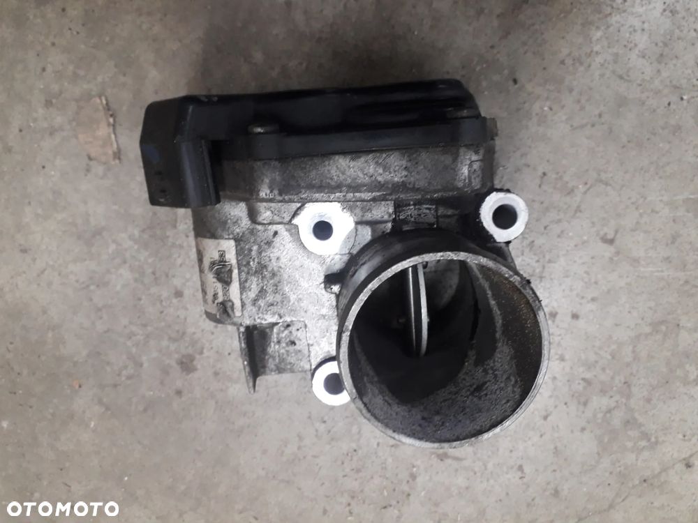 przepustnica powietrza 8200987453B  Qashqai I 2.0dci