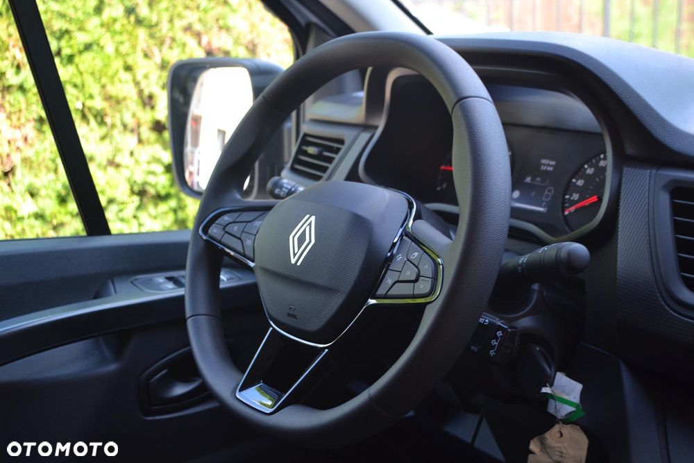 Renault Trafic - 24