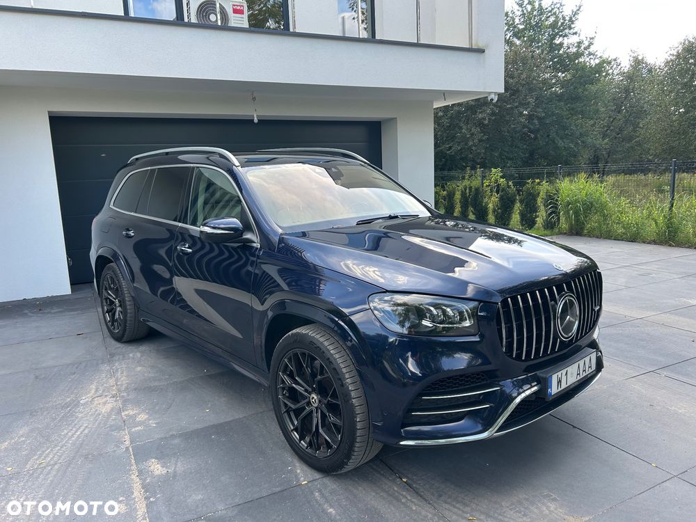 Mercedes-Benz GLS - 1
