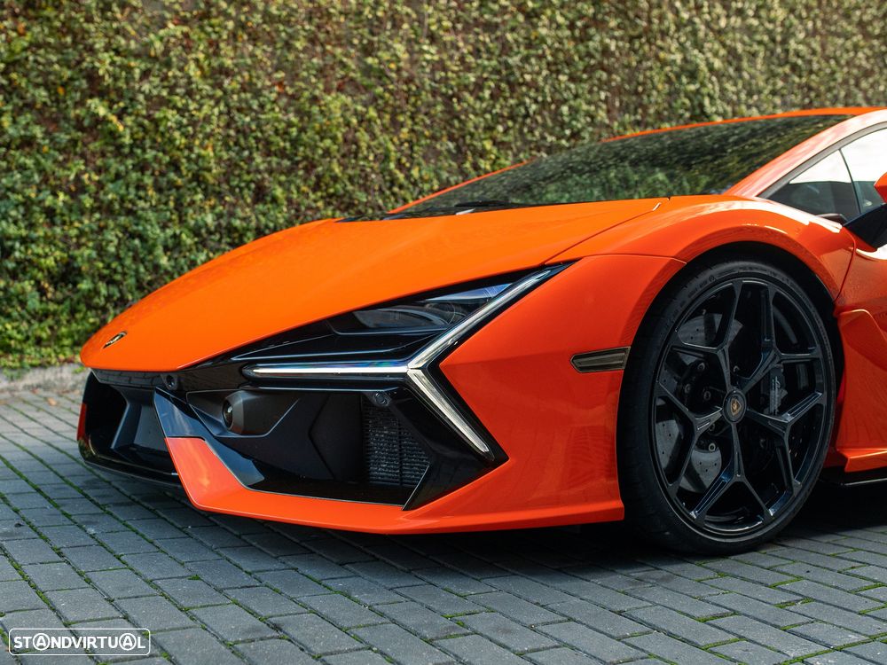 Lamborghini Revuelto Standard - 6