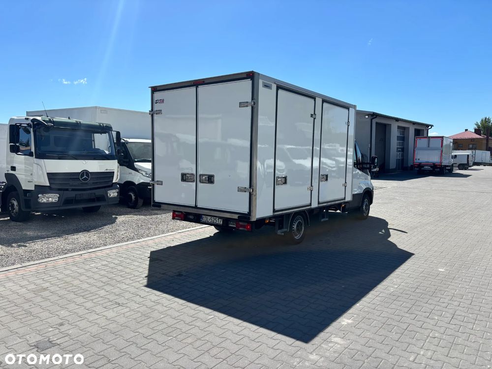 Iveco DAILY 35S14,35S15,35S16,35S17,KILKA SZTUK IZOTERMY CHLODNIE PODWOZIA DO ZABUDOWY KIPRY WYWROTKI KILKANASCIE SZTUK - 5