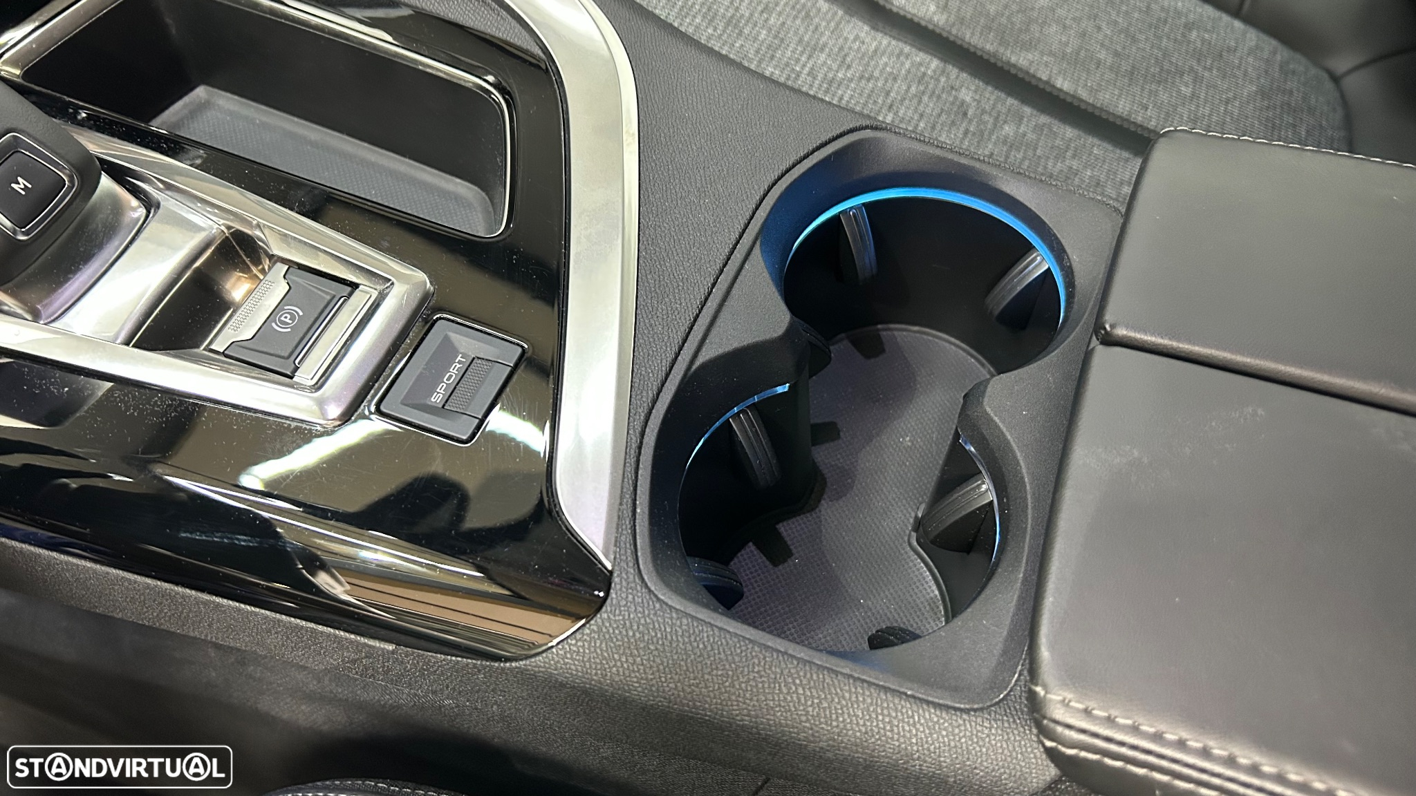 Peugeot 3008 PureTech 130 Stop & Start EAT6 Allure - 22